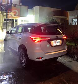 تۆیۆتا فۆرچێنەر